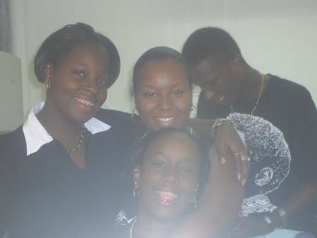Claudia,Coralie,Yvelise,& Selecta Scaptain Joes$$